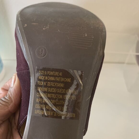 Vintage Genuine Suede Open Toe 4-Inch Pump Heels Size 9 2001 - Picture 3 of 8